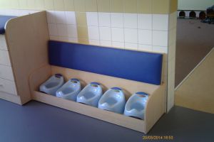 12 Objektmöbel und Austellungen